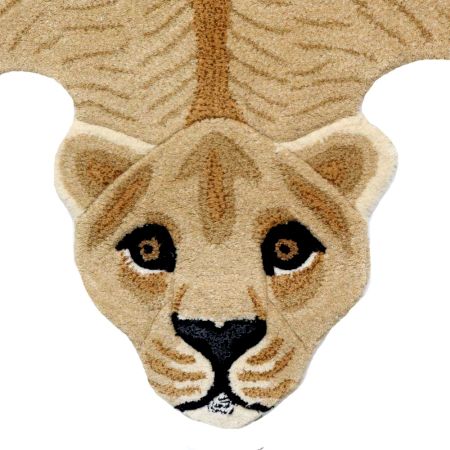 Hand Tufted Rug Lioness Pretend Skin Woolen Rug